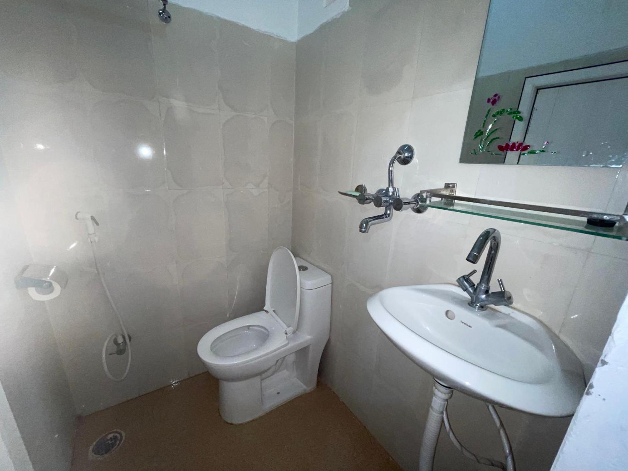 Yuriko Guest House بوكْرا المظهر الخارجي الصورة